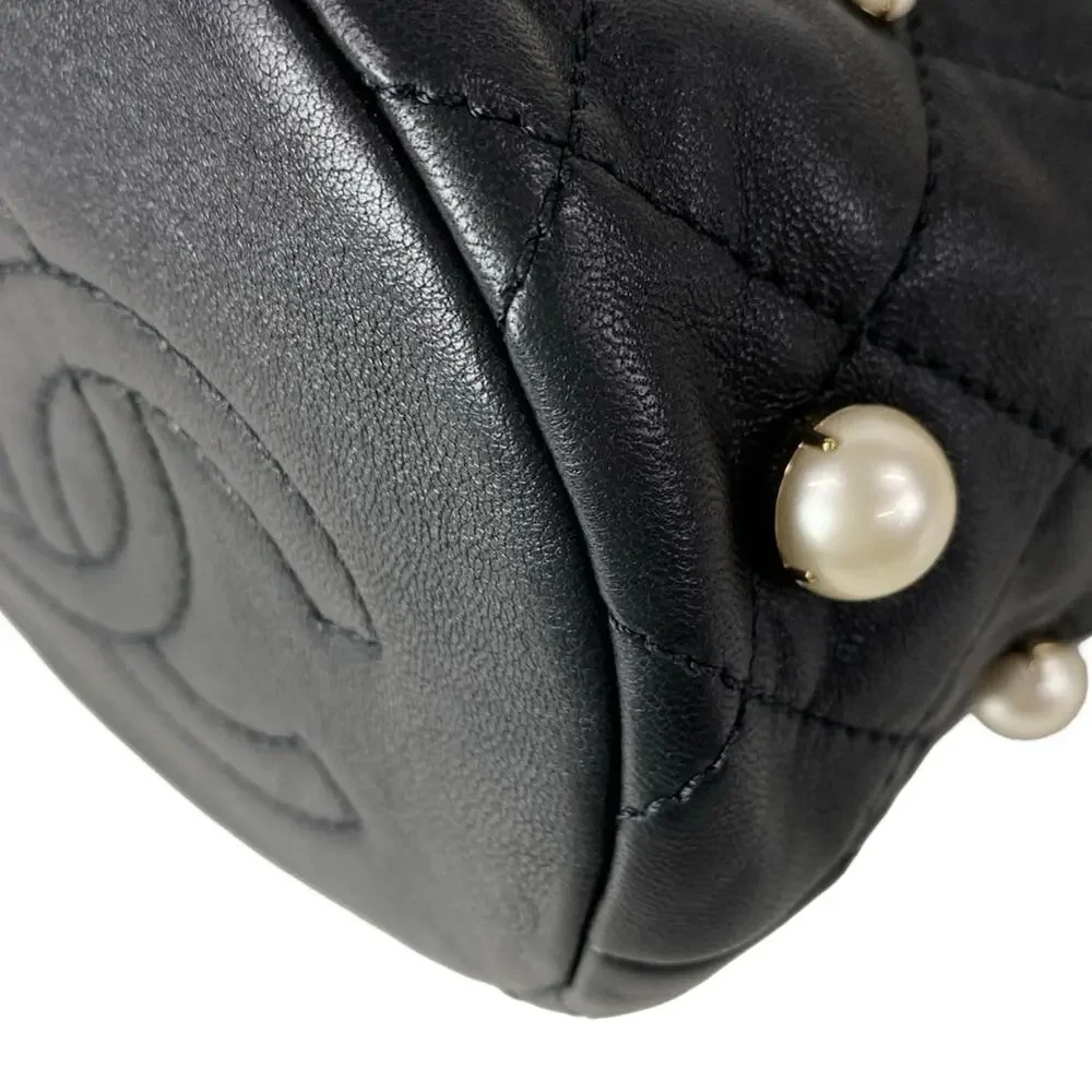 Chanel Matelasse Shoulder Bag AS2518